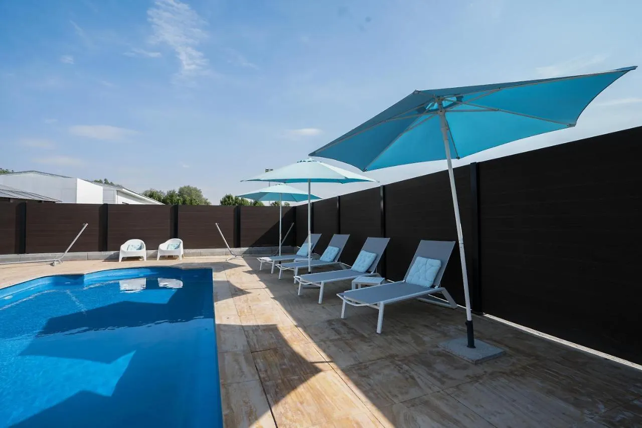 Al Jumooh Farmhouse Villa Dubai Farm stay